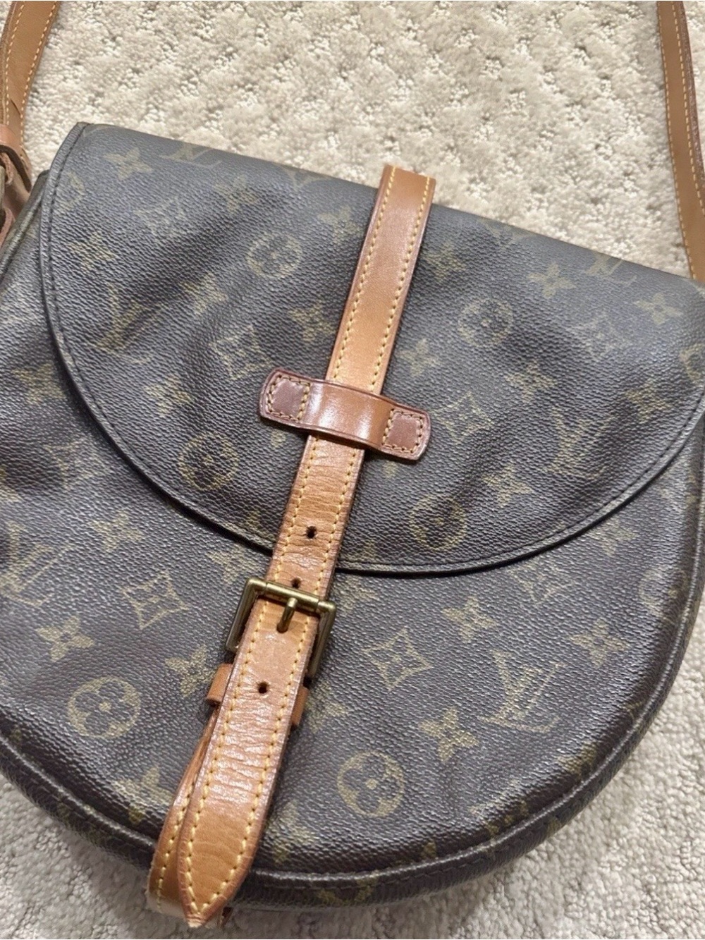 Louis Vuitton Monogram Crossbody Saddle Bag in Brown and Tan GM - Picture 2 of 9
